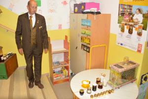 Dan namenjen pridnim in veselim čebelicam in medu 3